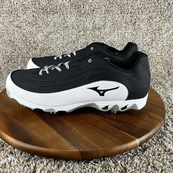 Size 15 - Mizuno Men's Black 9-Spike Baseball Ambition 2 Mid Metal Cleats - Picture 5 of 12